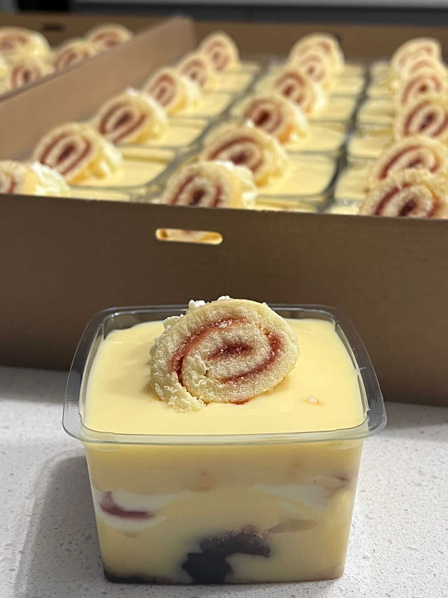 Trifle mini dessert cup