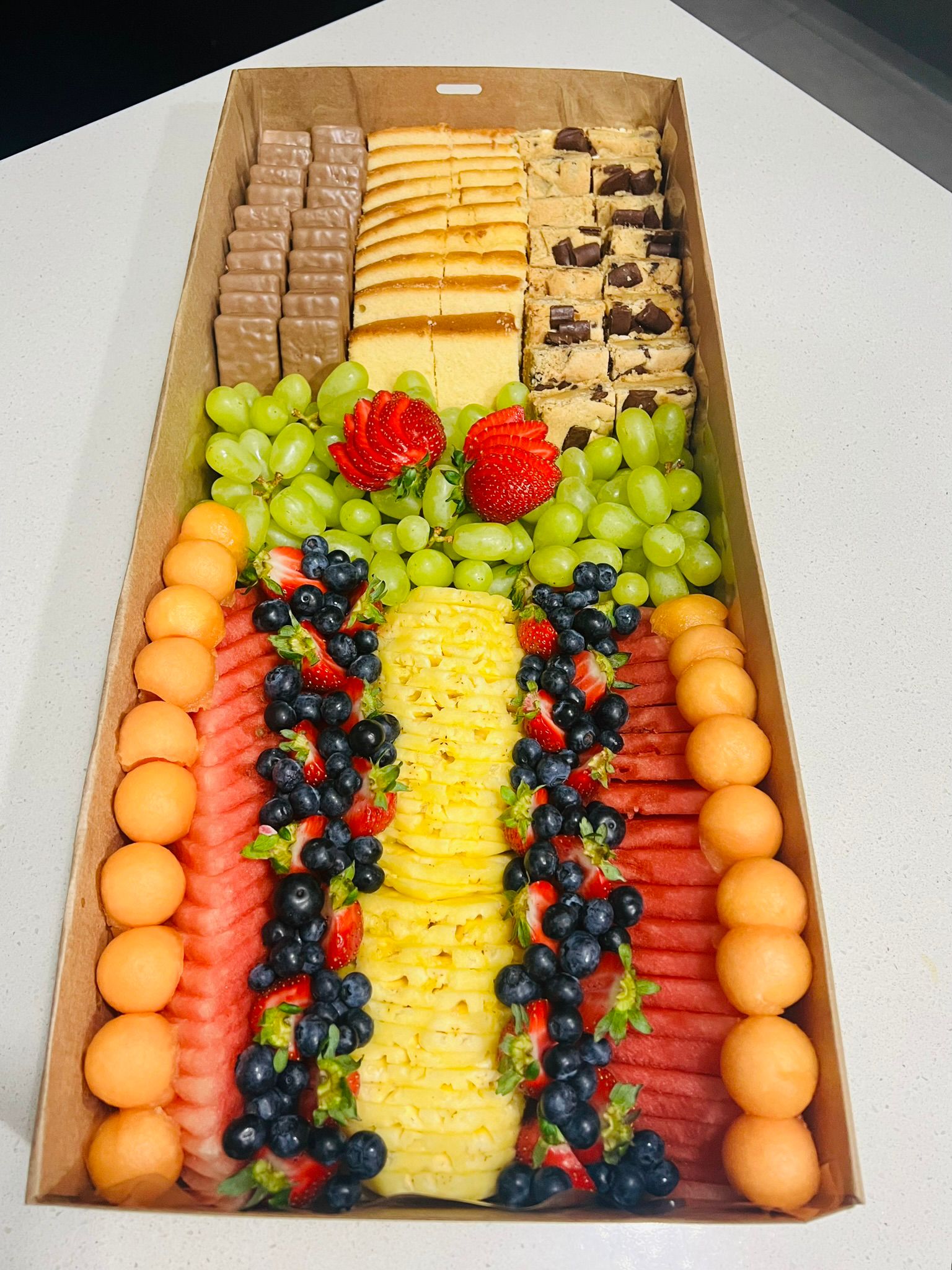 Extra Large Fruit and Sweet Box